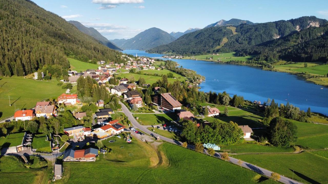 Erdhaeuser Und Apartments Mit Seeblick Und Alleinlage Weissensee Exterior photo
